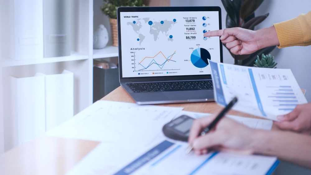 Learn Guide with Expert Tips for a Thriving Career in Business Analytics