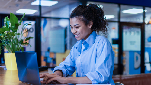 Top 7 LMS and LXP for Live Training in 2025