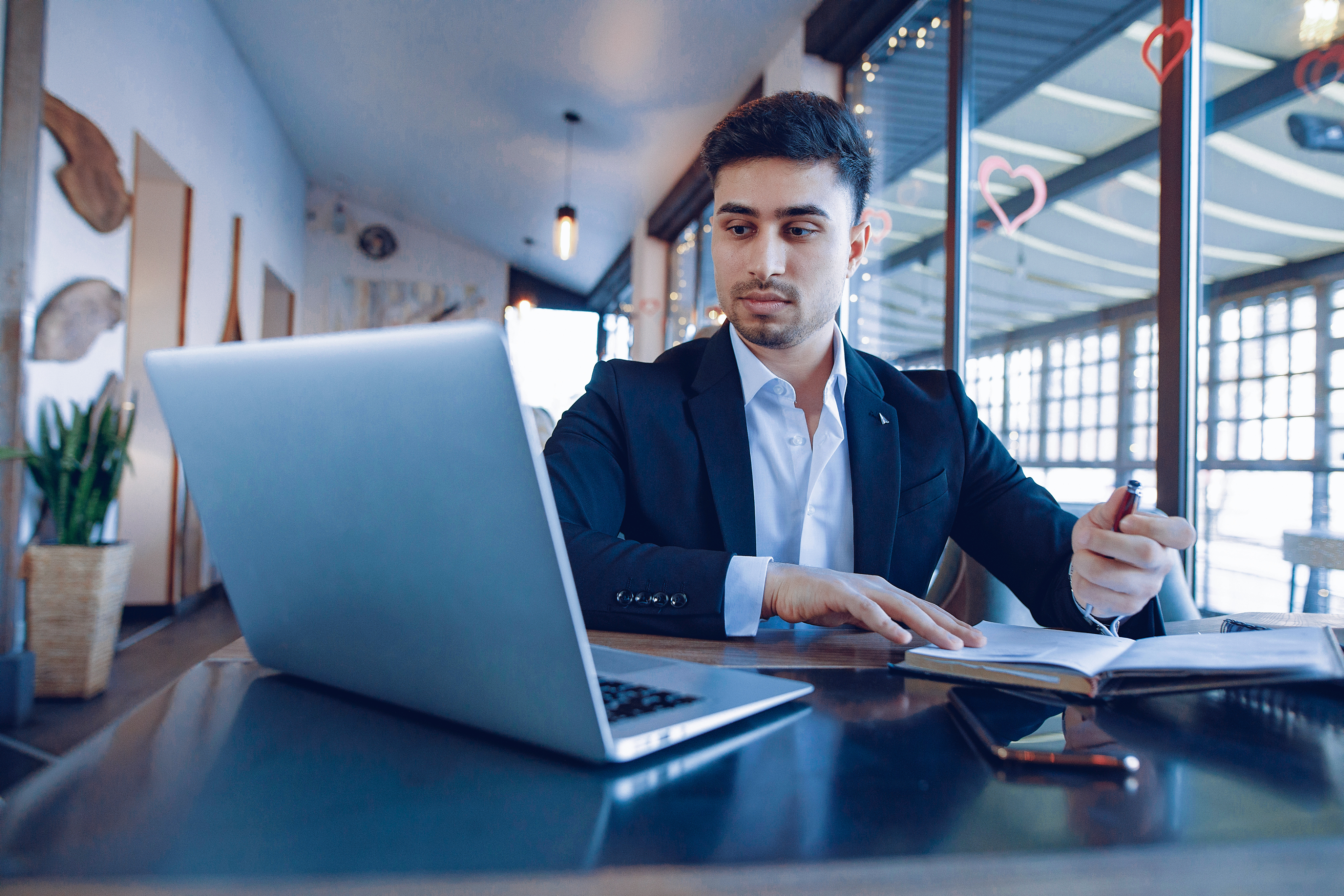CHRO & L&D Features
